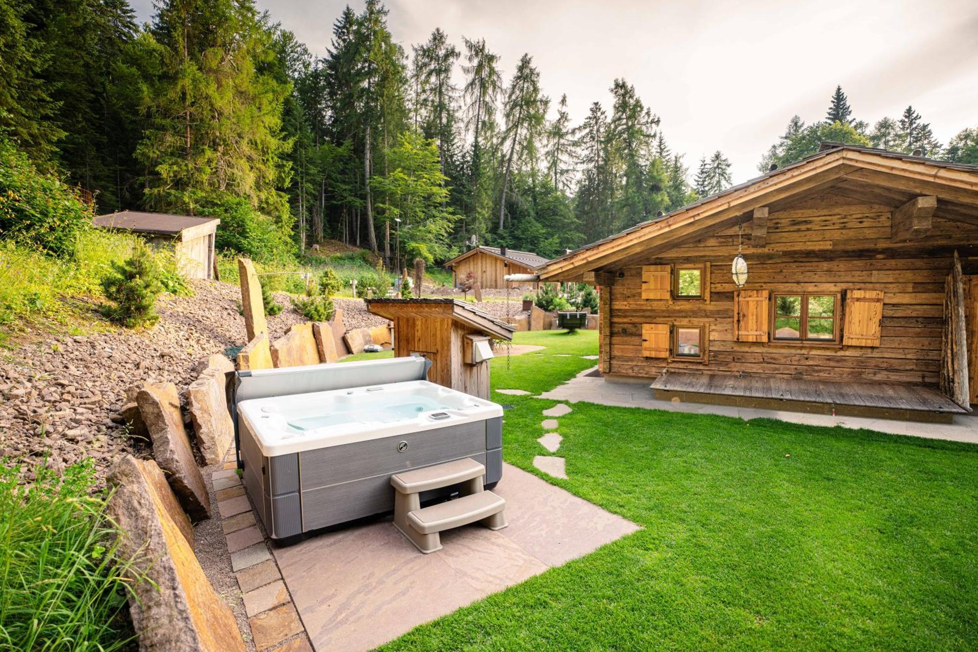 Vila La Mendola Alm Chalet Exteriér fotografie